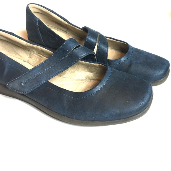 Easy Spirits | Mary Janes - Picture 3 of 7